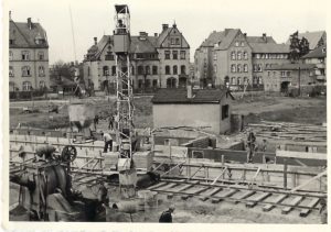 Mehr über den Artikel erfahren Geschichte: Erste Fotos aus der Bauzeit der Postsiedlung aufgefunden!