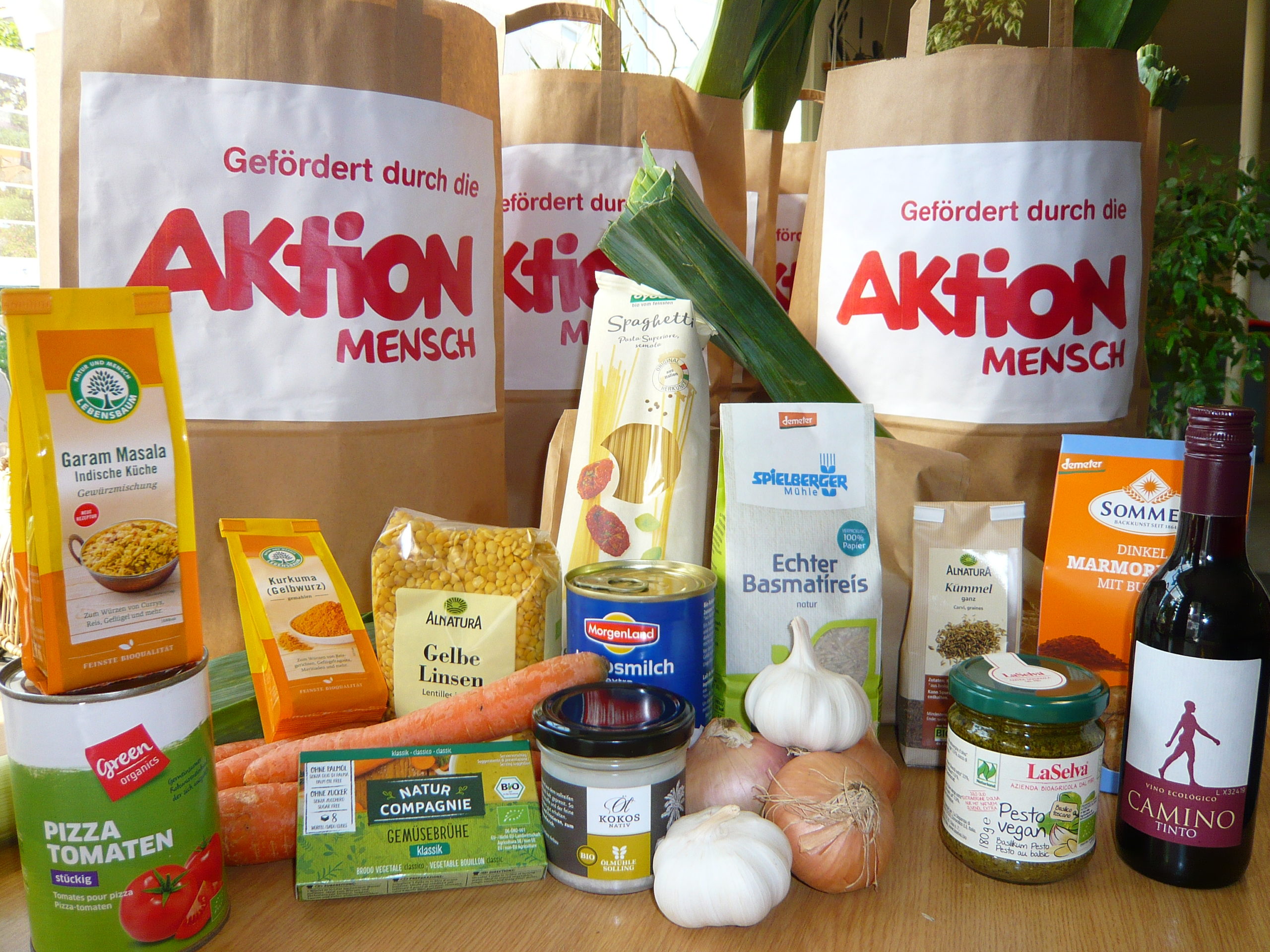 Read more about the article Corona-Hilfe: Ein Jahr Bio-Kochboxen und Lebensmittelhilfen – ein Bericht
