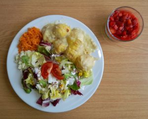Read more about the article SeniorInnen-Mittagstisch: Was wird denn so gekocht? – Wir zeigen es Ihnen…
