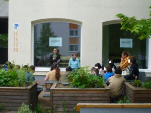 Read more about the article Biotop: Herzlich willkommen, Klassen 4a und 4b der Heinrich-Heine-Schule!
